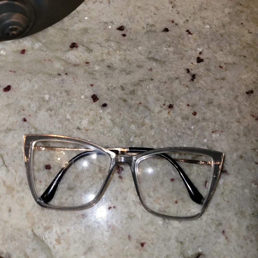 Warby And Parker Stylish Clear Frame Glasses
